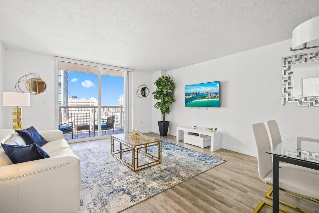 High Floor Unit Located In Brickell - Free Parking Apartment Miami Exterior photo