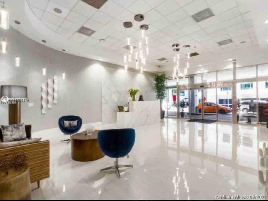 High Floor Unit Located In Brickell - Free Parking Apartment Miami Exterior photo